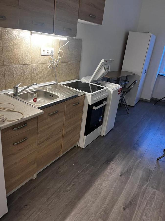 Downtown Fine-Tuned 2 Bedroom + Livingroom Apartment Th.32.1.3 Szombathely Eksteriør billede